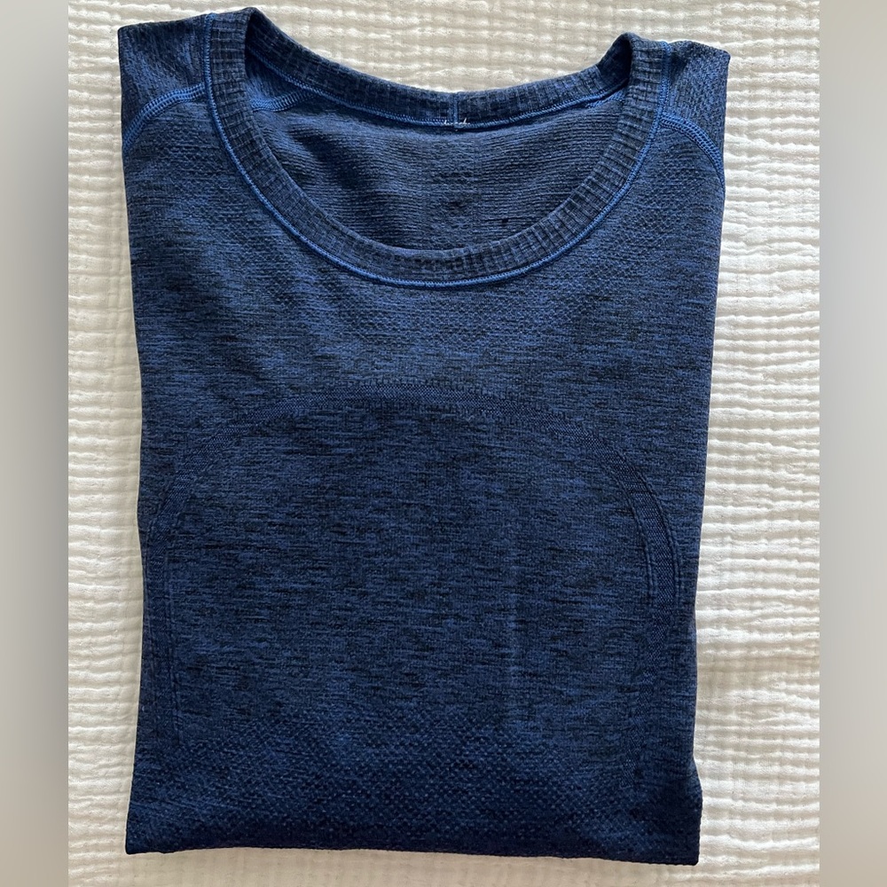 COPY - Lululemon swiftly tech tank long sleeve